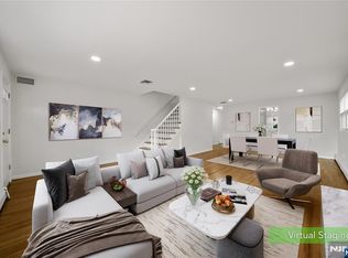 75 Liberty Pl, Palisades Park, NJ 07650