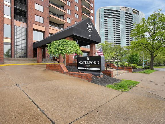 5th image of 155 W Main St APT 1405
