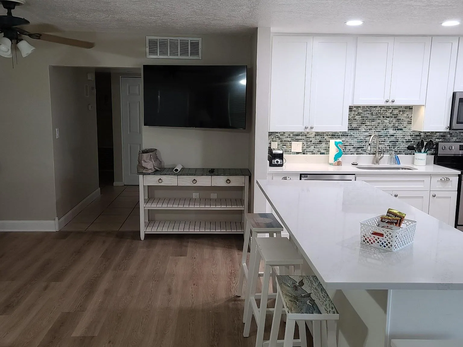 250 Patrick Ave — Photo 2