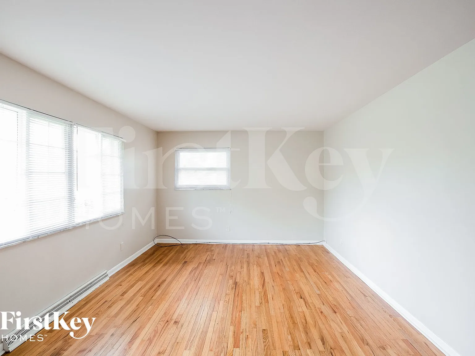 3 bed, 2.0 bath, 1522 sqft, $1,800 — Photo 2