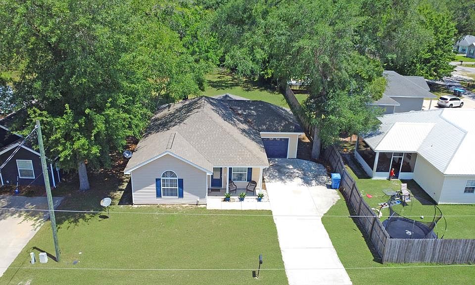 1st image of 143 Pridgeon Ln