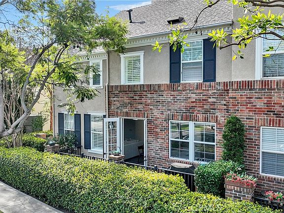 2nd image of 28 Albany St