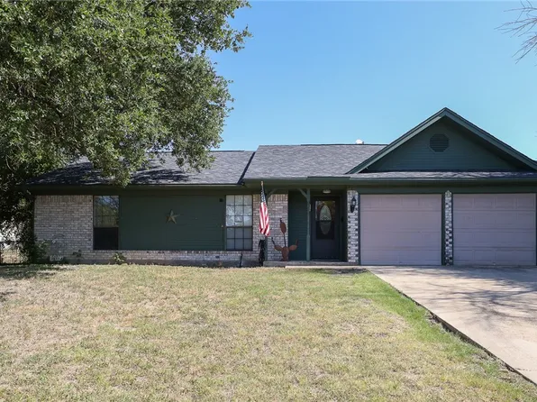 37 Snell Dr, Lampasas, TX 76550
