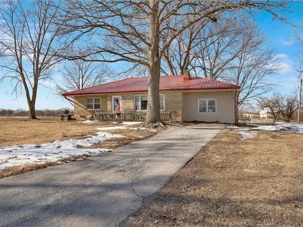 122 Buckner Tarsney Rd, Sibley, MO 64088