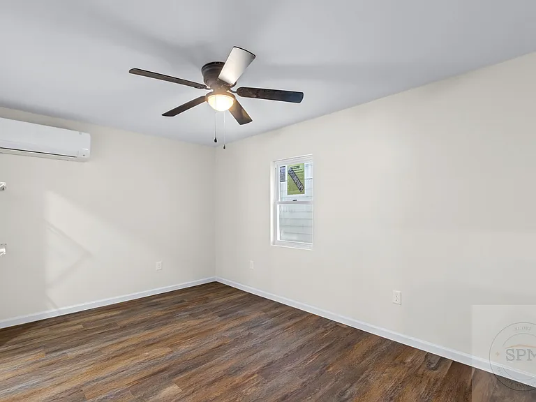 502 E Ormsby Ave #3 — Photo 5