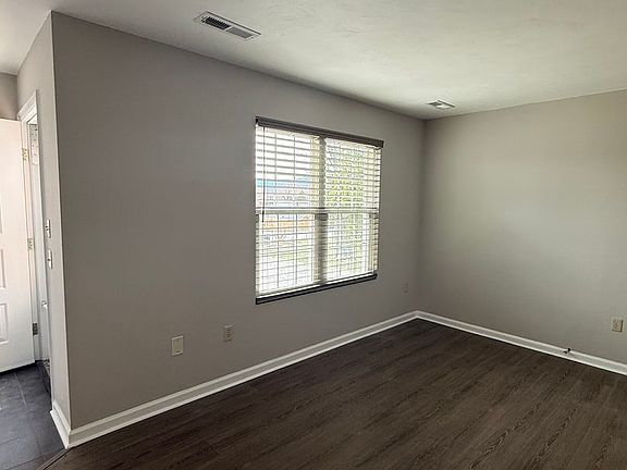 5th image of 5017 Pollyhill Ln