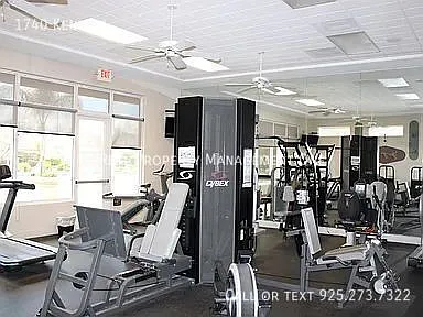 1740 Kent Dr — Photo 23