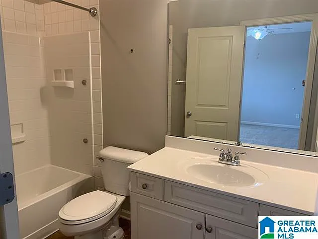 2074 Ross Park Way — Photo 16
