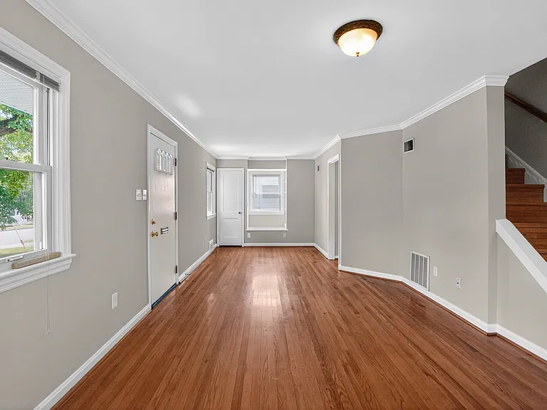 6410 Cavalier Dr — Photo 4