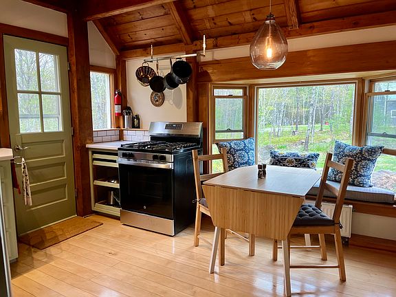 5th image of 226 Keating Rd #1
