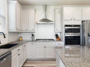 902 Saratoga Ln, Georgetown, TX 78633