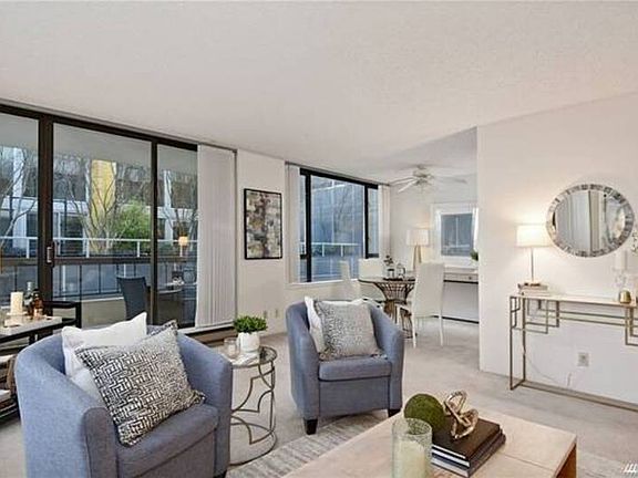4th image of 2201 3rd Ave APT 804