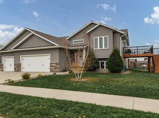 4565 35th St NW, Rochester, MN 55901