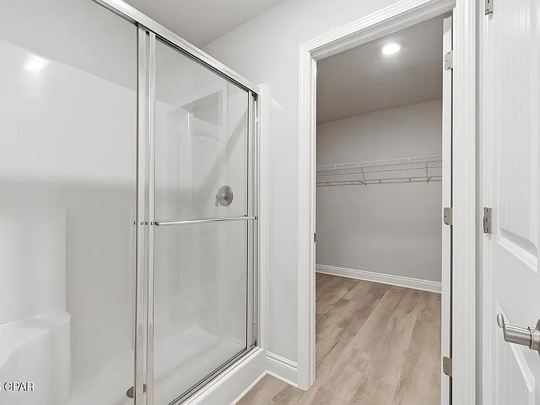 11403 Godart St — Photo 17