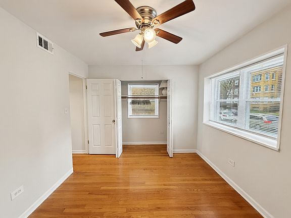 3rd image of 6535 N Mozart St #1GF