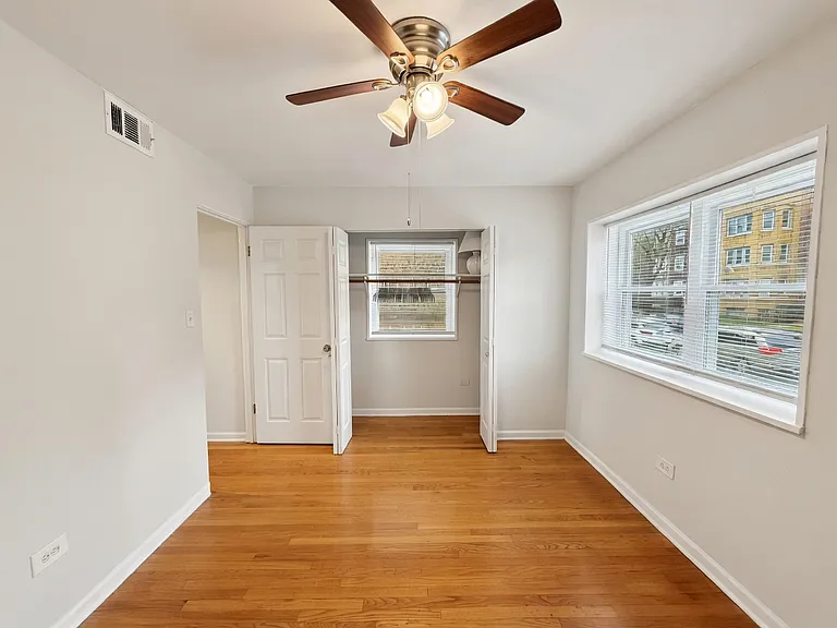 6535 N Mozart St #1GF — Photo 3