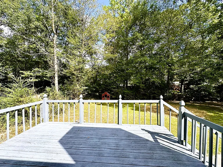 120 Southern Hills Cir — Photo 17
