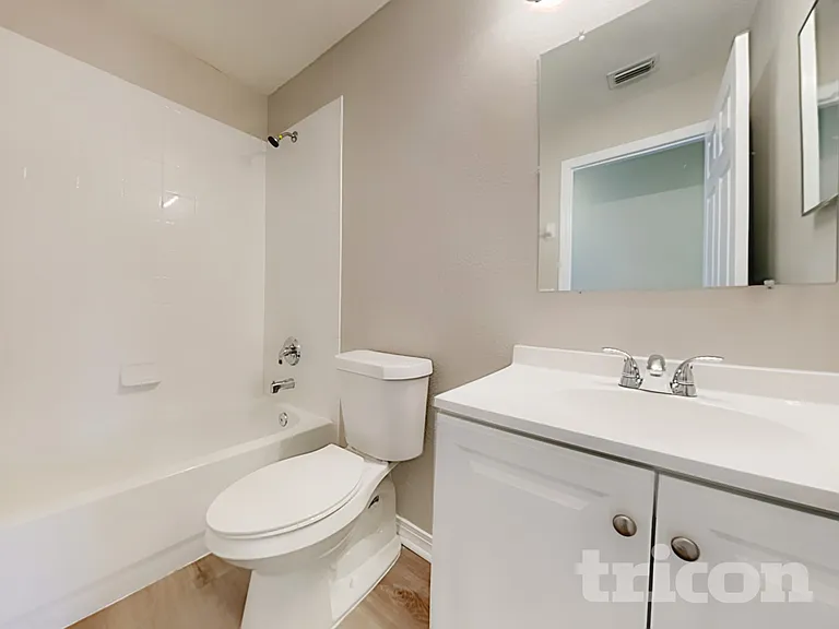 13239 Prestwick Dr — Photo 16