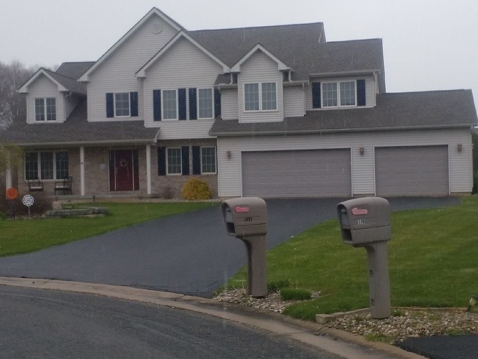 2nd image of 124 Sawgrass Ln