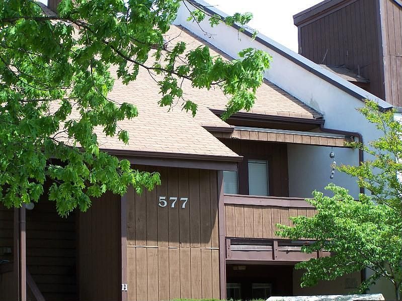 1st image of 577 Ayrshire Way APT H