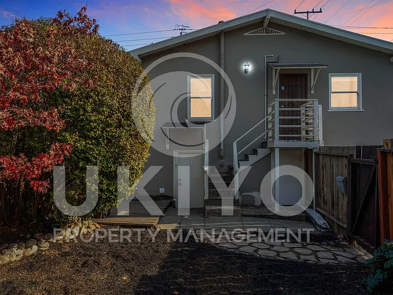 5201 Market St — Photo 15