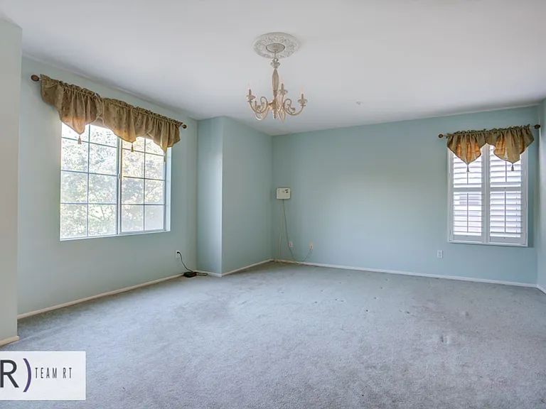 15984 Paul Ct — Photo 25