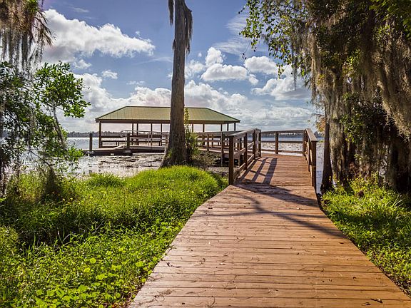 Home For Sale In Waters Edge Lake Nona