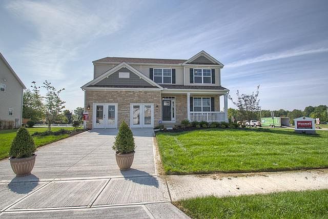 1st image of 101 Mannaseh Dr E