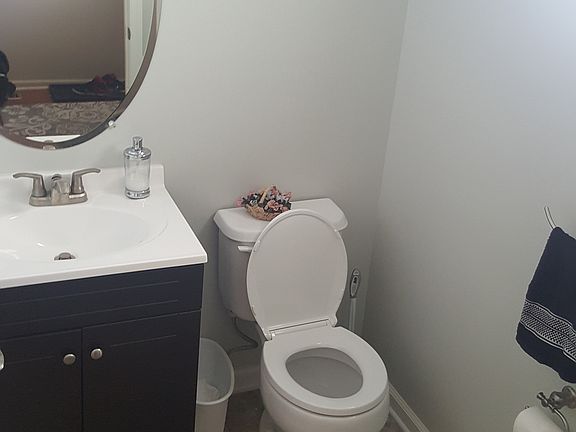 1st floor bathroom