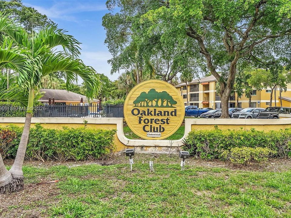 1st image of 3021 N Oakland Forest Dr APT 208