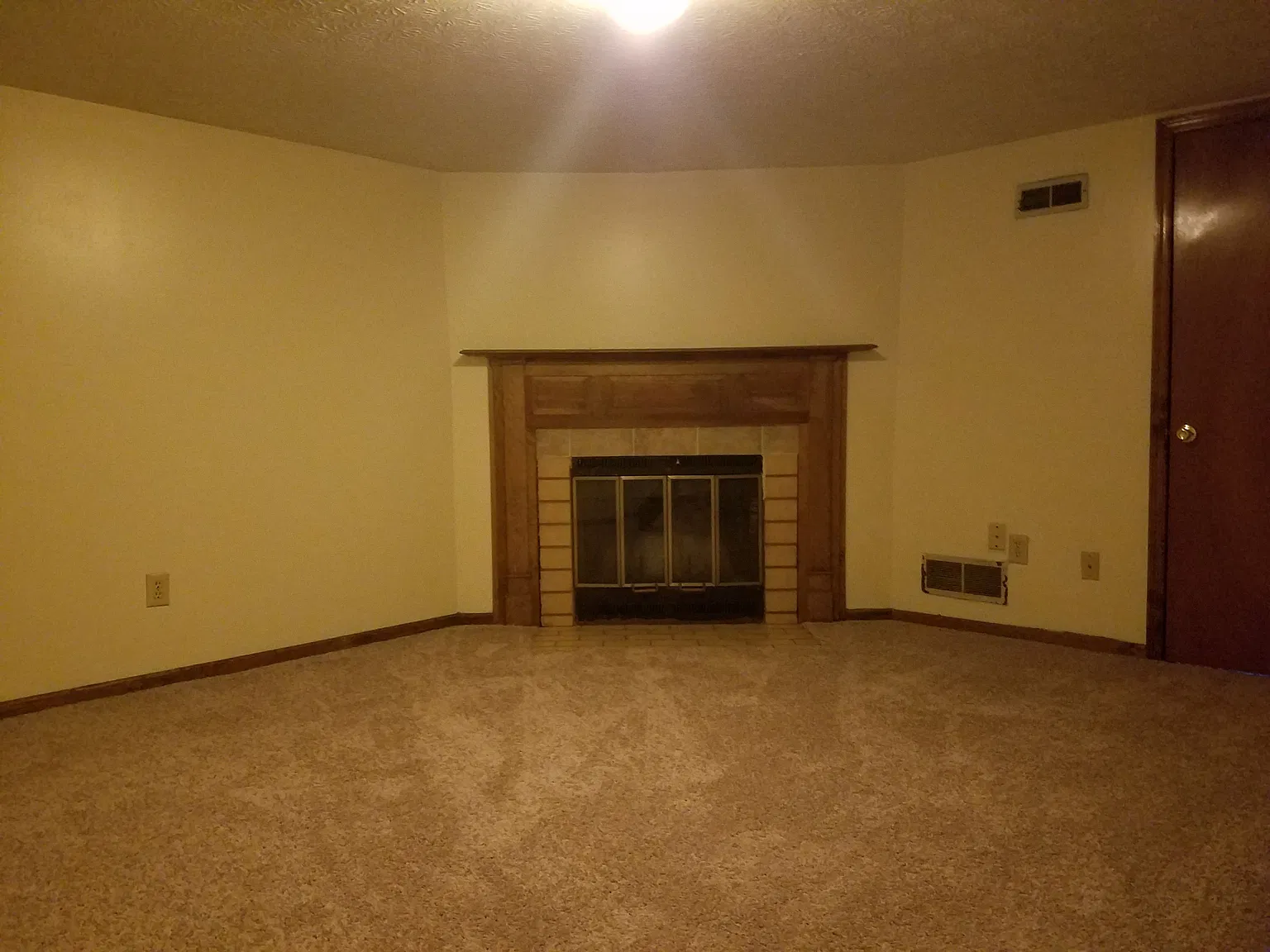 2 bed, 1.5 bath, $1,350 — Photo 1
