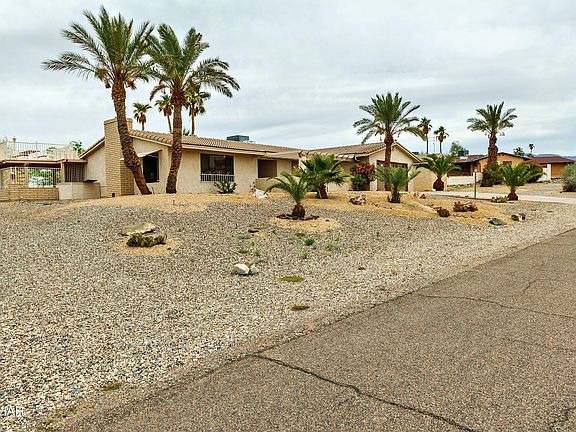 5th image of 2001 Spruce Dr