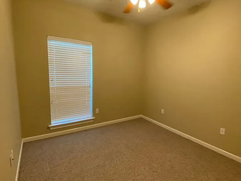 413 Lake Worth Dr — Photo 10