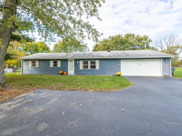46 3rd Ave SW, Etna, OH 43062