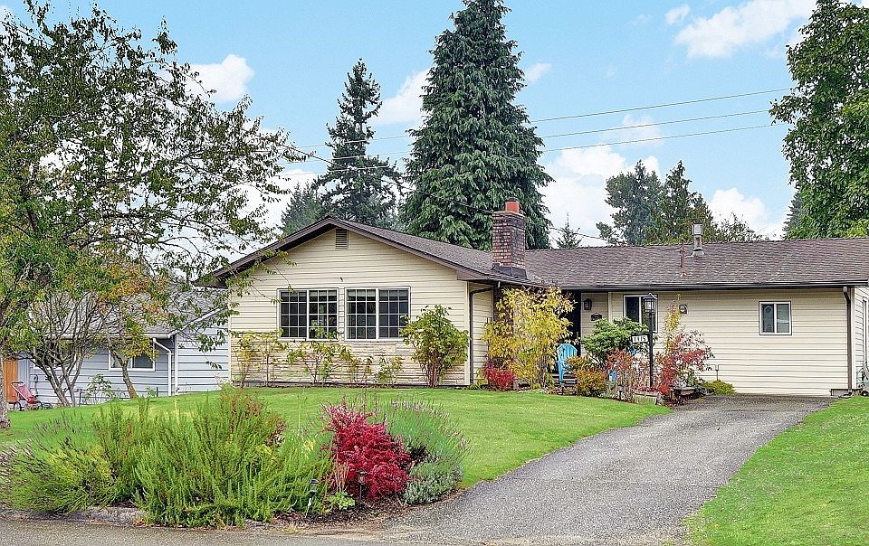 1st image of 1415 212th Pl SW