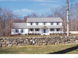 133 Wellington Dr, Carmel, NY 10512