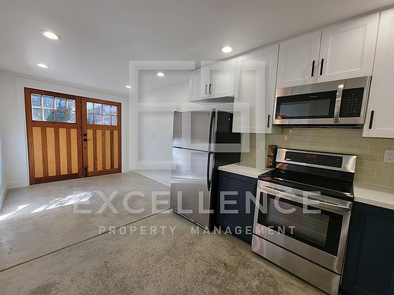 4th image of 179 N 17th St #B