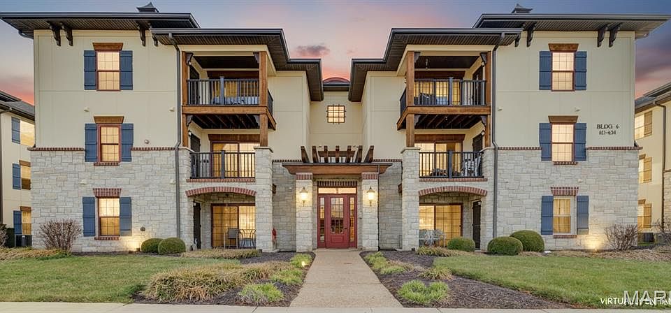1st image of 633 Bordeaux Way