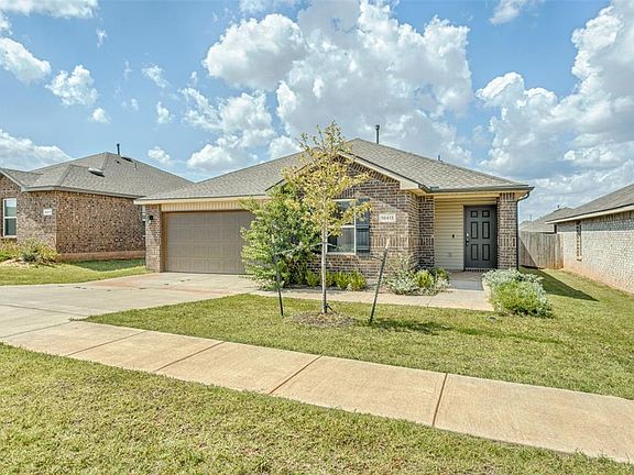 5th image of 10413 SW 41st St