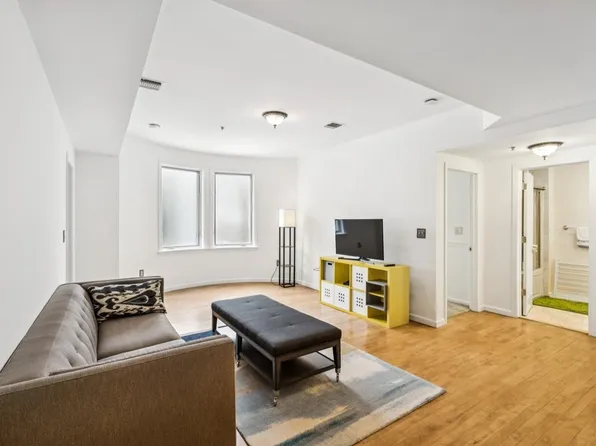 515 Gregory Avenue image 1 of 12