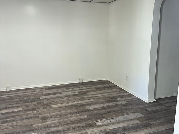3rd image of 126 N Orchard St APT 4