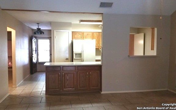 3rd image of 4922 Tiffany Ln