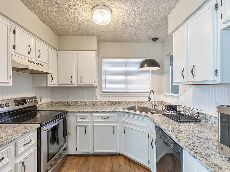 5701 Quail Run St — Photo 11