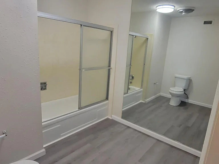 2290 Long Ave — Photo 5
