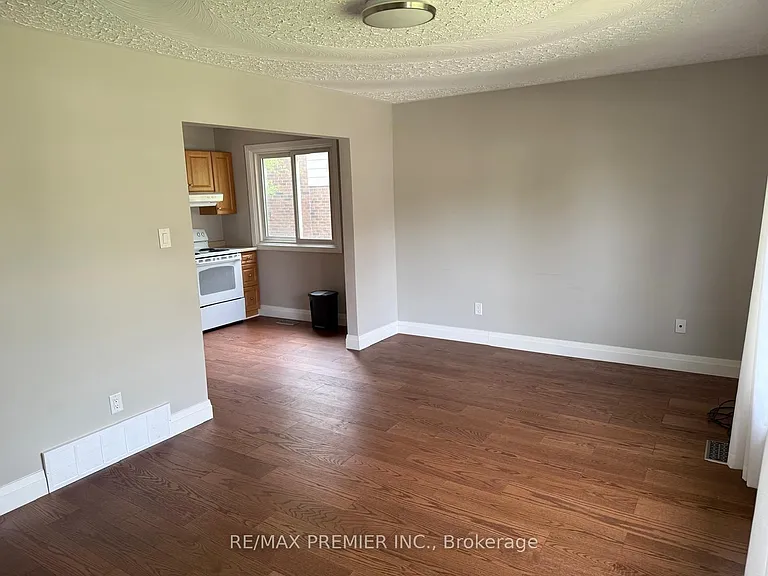 416 Cole Rd #UPPER — Photo 18