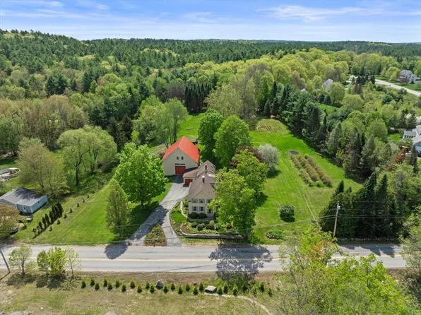 305 Grant Road, Newmarket, NH 03857