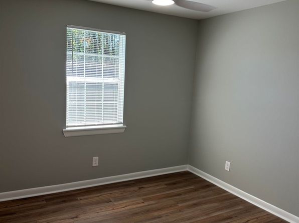 columbia-south-carolina-401885823 picture