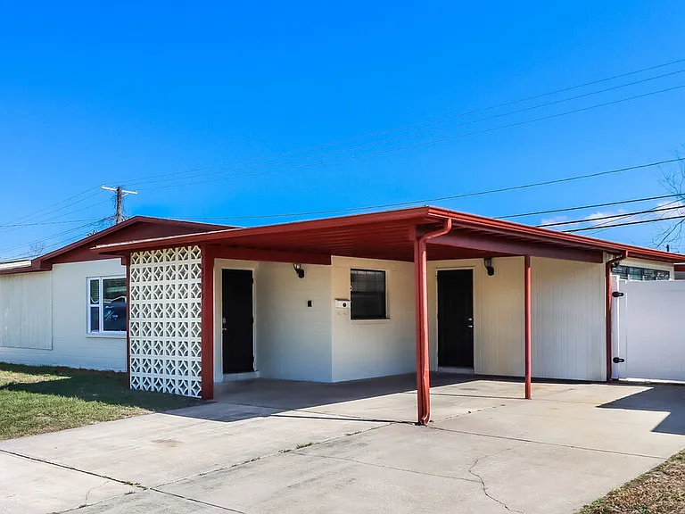 5615 Larimer Dr — Photo 3
