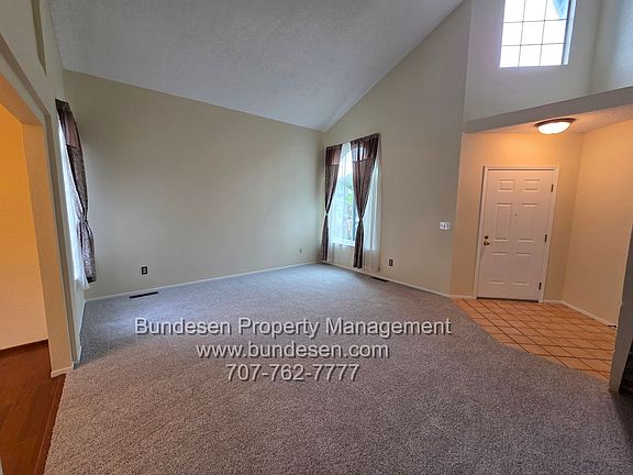 3rd image of 7453 Maximillian Pl