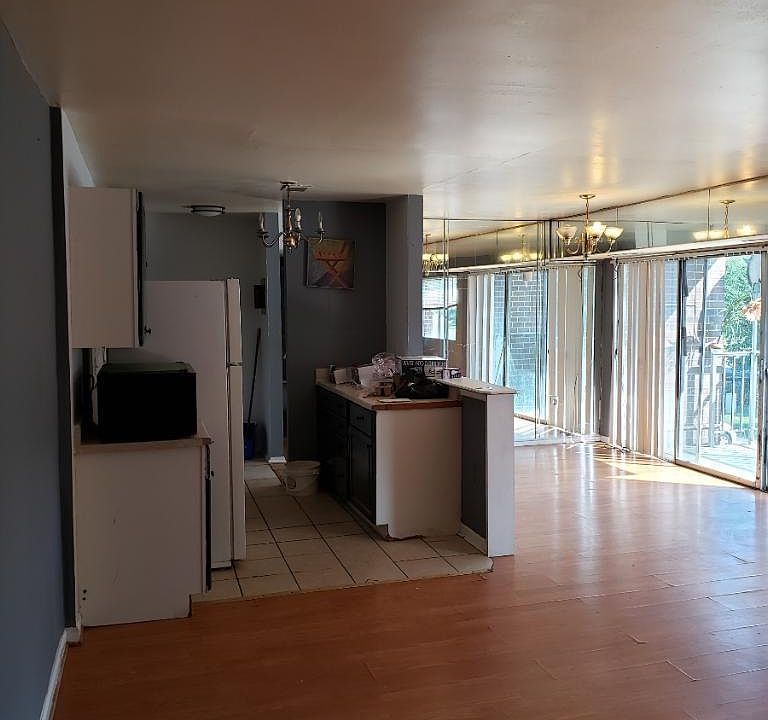 2nd image of 3810 Bel Pre Rd APT 5